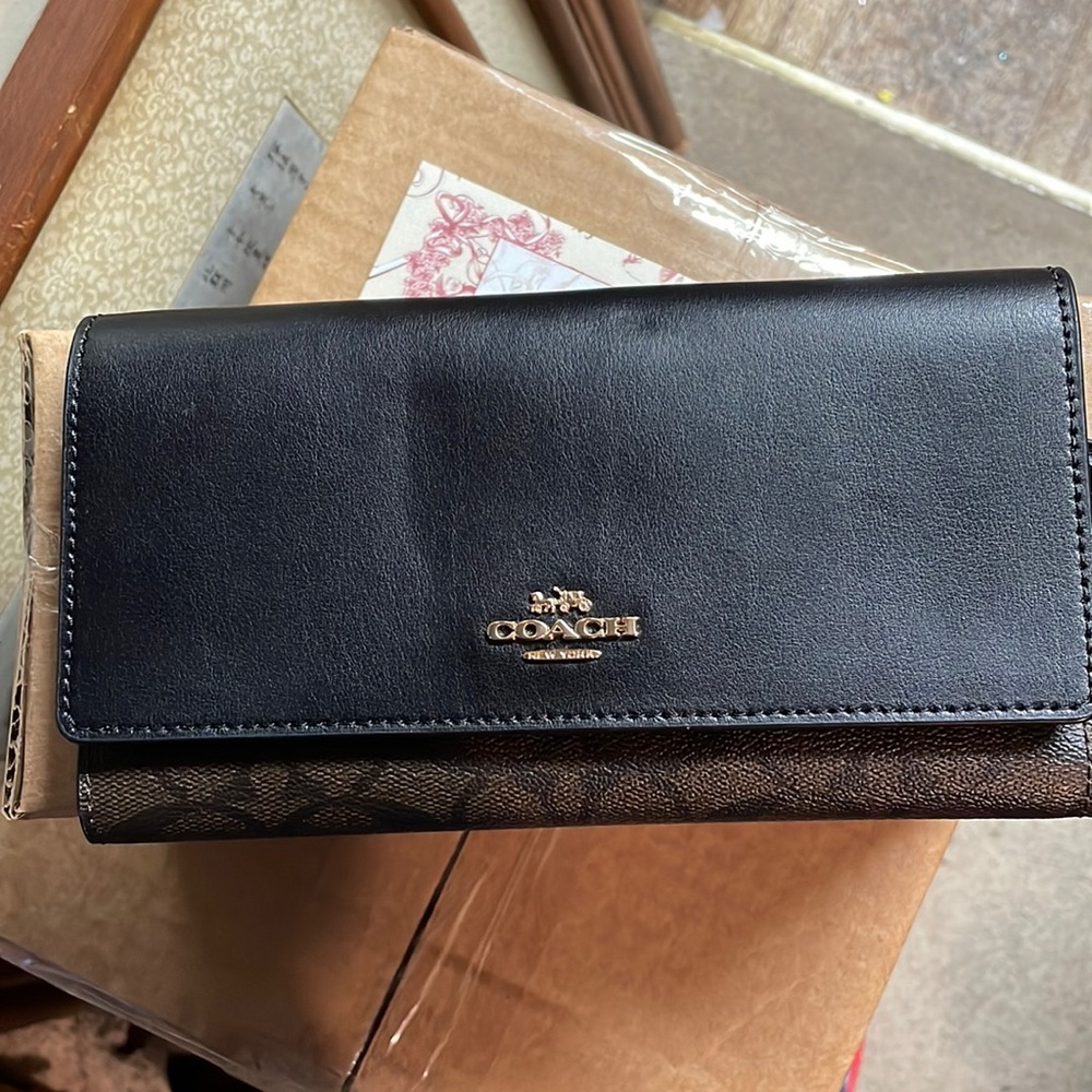 COACH tri-fold long wallet signature PVC F88024 dark brown black leather ladies